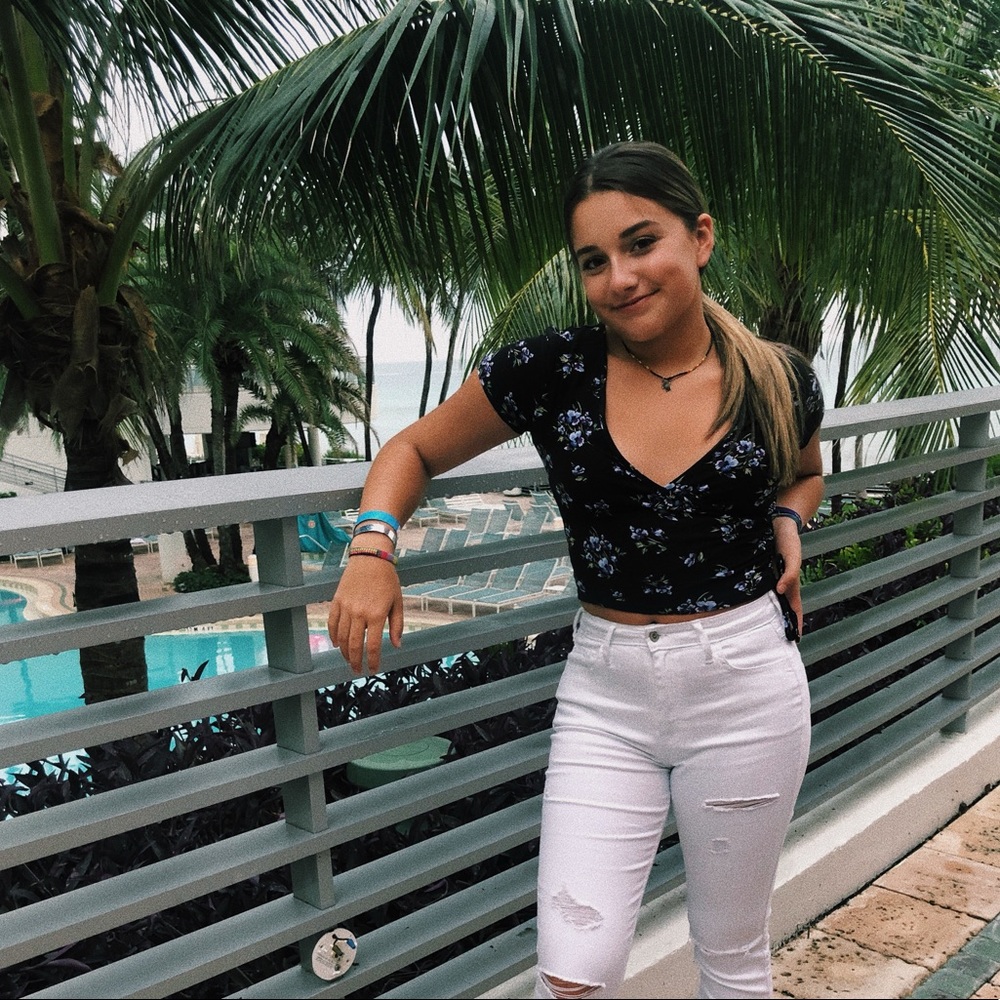 Meet your Posher, Brianna